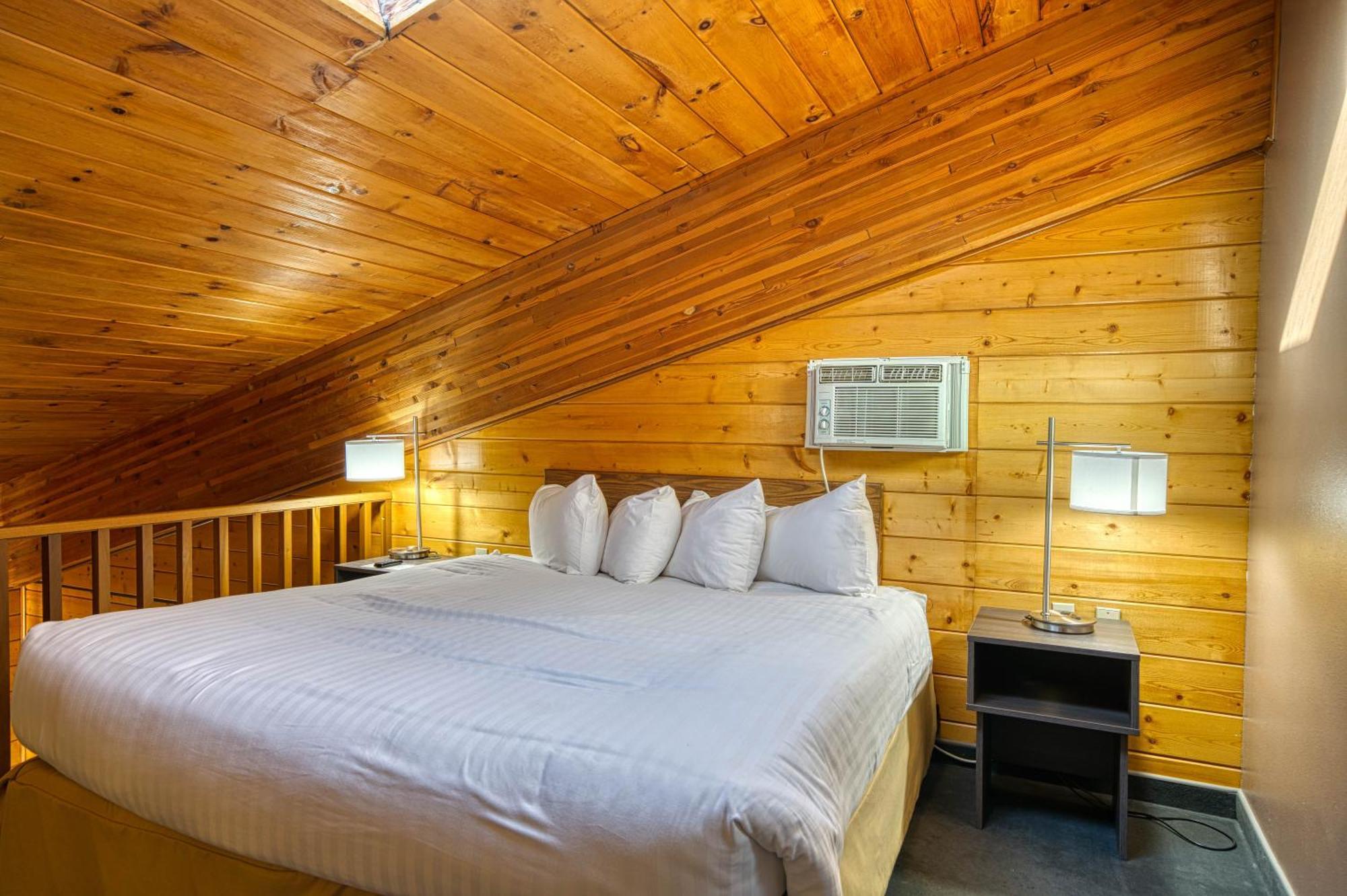 ซูเปอร์ 8 บาย วินด์แฮม สเตอร์กิส Hotel สเตอร์จิส ภายนอก รูปภาพ